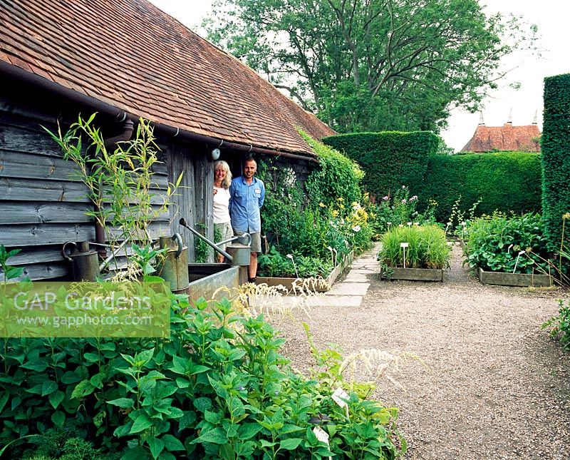 Fergus Garrett, jardinier en chef de Great Dixter et Kathleen Leighton, directrice de pépinière - Great Dixter Nursery, East Sussex