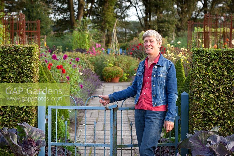 Dineke Logtenberg propriétaire et concepteur de jardin chez De Boschhoeve