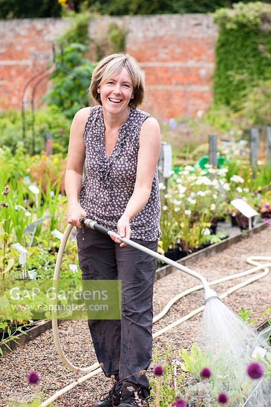 Alison Jones, copropriétaire de Chipchase Castle Nursery, Wark, Northumberland, Royaume-Uni