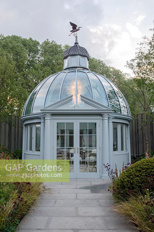 Dôme architectural de Khora par Louis Calmels, le Massachusetts Garden, RHS Chelsea Flower Show 2014
