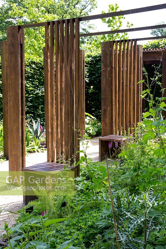 Aménagement vertical en bois, Le Jardin des Pécheresses, Le Jardin du Pécheur, Festival des Jardins International 2014, Chaumont sur Loire