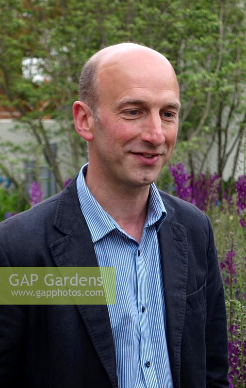 Professeur Nigel Dunnett Concepteur de jardins et champion du jardinage durable et chercheur - Concepteur de RBC Blue Water Roof Garden, exposant: Banque Royale du Canada - Médaillé d'or