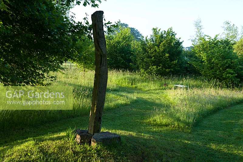 Wellfield Barn, Wells, Somerset, Royaume-Uni (Nasmyth) ornement de poteau en bois comme point focal, (PR disponible)