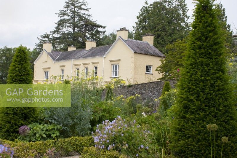 Le Manoir - Aberglasney House and Gardens - Carmarthenshire Wales - Juin