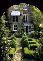 Maison d'époque et jardin topiaire - Londres