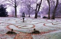 Labyrinthe labyrinthe moderne par Adrian Fisher - Parham, Sussex