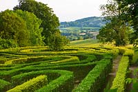 Le labyrinthe d'anniversaire planté en 2000 pour célébrer le 250e anniversaire du jardin. Jardin Rococo de Painswick, Gloucestershire