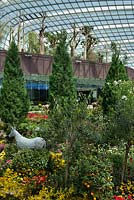 Le jardin méditerranéen et le baobab et le jardin d'arbres bouteille, Flower Dome, Gardens by the Bay, Singapour