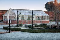 L'orangerie dans le jardin clos, Bridge End Garden, Saffron Walden, Essex