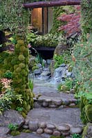 RHS Chelsea Flower Show 2014 - Togenkyo Â - Un paradis sur Terre. Concepteur et exposant - Kazuyuki Ishihara. Commanditaire - s -: CatÂ's Co Ltd. Artisan Garden