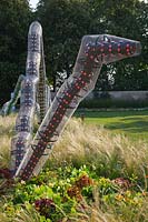 Le jardin conceptuel Bright Idea conçu par Tom Harfleet au RHS Hampton Court Flower Show 2011