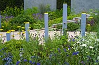 Jardin contemporain - Le jardin des petits soldats du Scotty. Concepteur: Graeme Thirde. Exposition florale RHS Hampton Court Palace