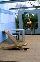 Chaise contemporaine en terrasse en bois conçue par Buro Landvast Que pensez-vous de Floriade