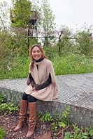 Quiet Time: DMZ Forbidden Garden Conception: Jihae Hwang Créatrice de 'Quite Time' Jihae Hwang assise dans son jardin