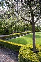 Le jardin d'été à Holker Hall, Grange over Sands, Cumbria, Royaume-Uni.