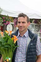Matthew Smith, propriétaire de Brighter Blooms Nursery, Preston. Gagnant de la médaille d'or au Tatton Flower Show 2019