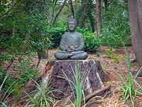 Statue de Bouddha Jardins subtropicaux d'Abbotsbury, Abbotsbury