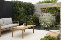 'A Peaceful Escape' Show Garden au RHS Spring Festival 2022 - Designer James Langlands - Silver Gilt Medal Show Garden